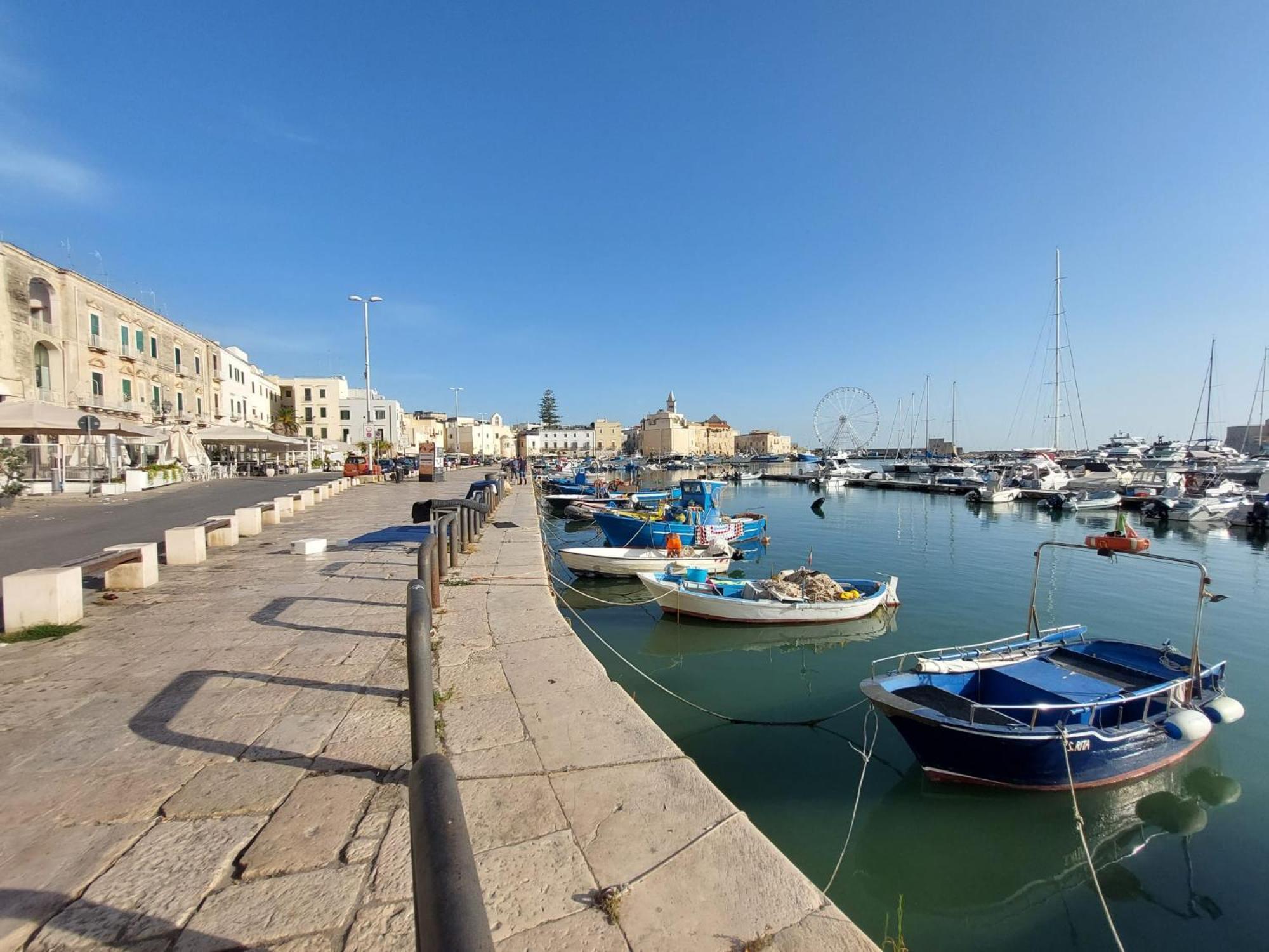 Bed And Breakfast Il Pesciolino Trani Exterior foto